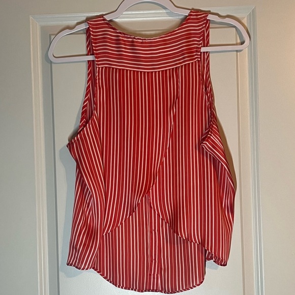 F21 | Silky Striped Tulip Back Top Size Medium - Picture 3 of 3